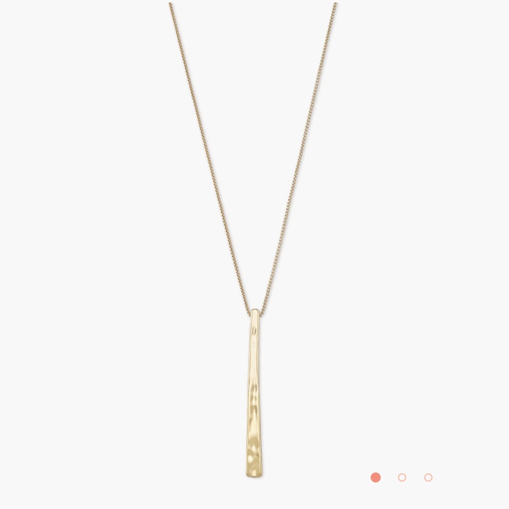 Kendra Scott Zorte Long Pendant Necklace in Gold